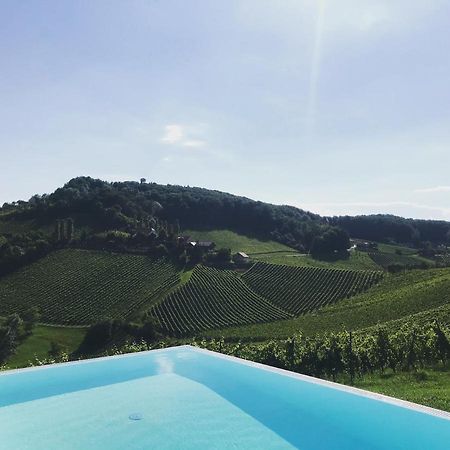 *Brandnew* Modernes Apartment In Den Weinbergen Mit Pool Und Sauna Spielfeld Kültér fotó